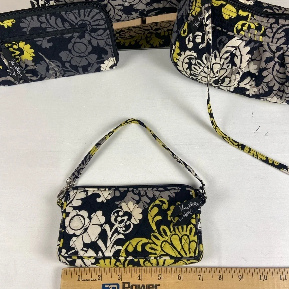 Vera Bradley 4pc Matching Bag Set Shoulder Bag Crossbody Wristlet Wallet Floral